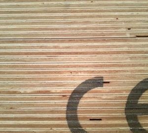 stralskyddsskiva plyfa